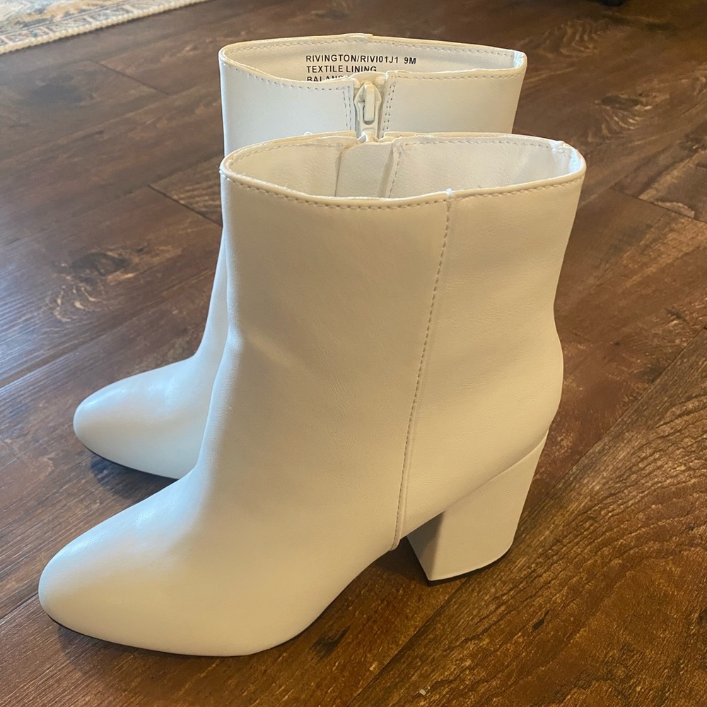 Steve Madden white booties